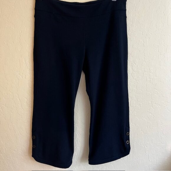 CAbi zippered hoodie/pants, Navy, Sz M, capri/ankle length pants, brass snaps - Picture 4 of 14